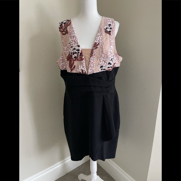 harlyn Dresses & Skirts - Harlyn Dress